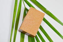 Load image into Gallery viewer, Queenly Glow Cleansing Bar