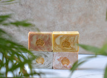 Load image into Gallery viewer, Pineapple Punch Cleansing Bar